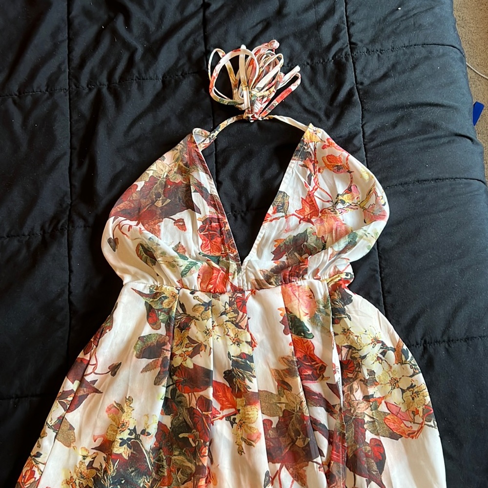 Floral backless maxi dress